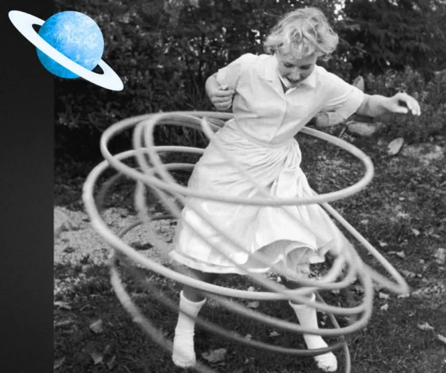 🎶 Pour le prochain spectacle de la série Les jeudis Saturne, le 5 novembre, on vous prépare une soirée où l'improvisation et la spontanéité seront à l'honneur. 😀

Une partie de la musique se créera sur place, dans le feu du moment, devant vos yeux et vos tympans. Et comme toujours, on vous réserve quelques surprises, avec juste ce qu'il faut de nostalgie!

Pour vos billets d'avance, c'est par ici!
https://www.zeffy.com/fr-CA/ticketing/jeudi-saturne